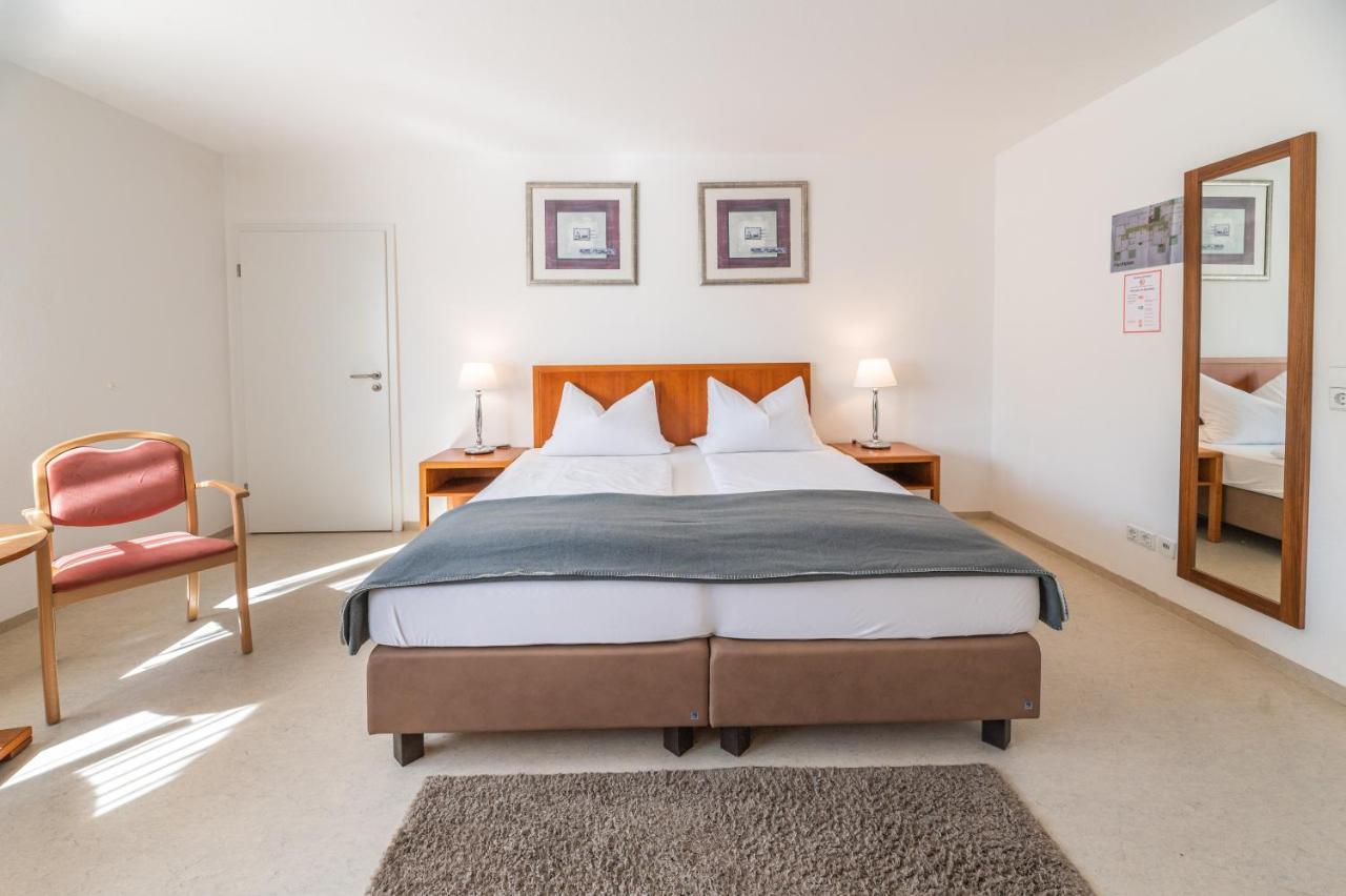Hotel Am Kirchplatz Юберлинген Екстериор снимка